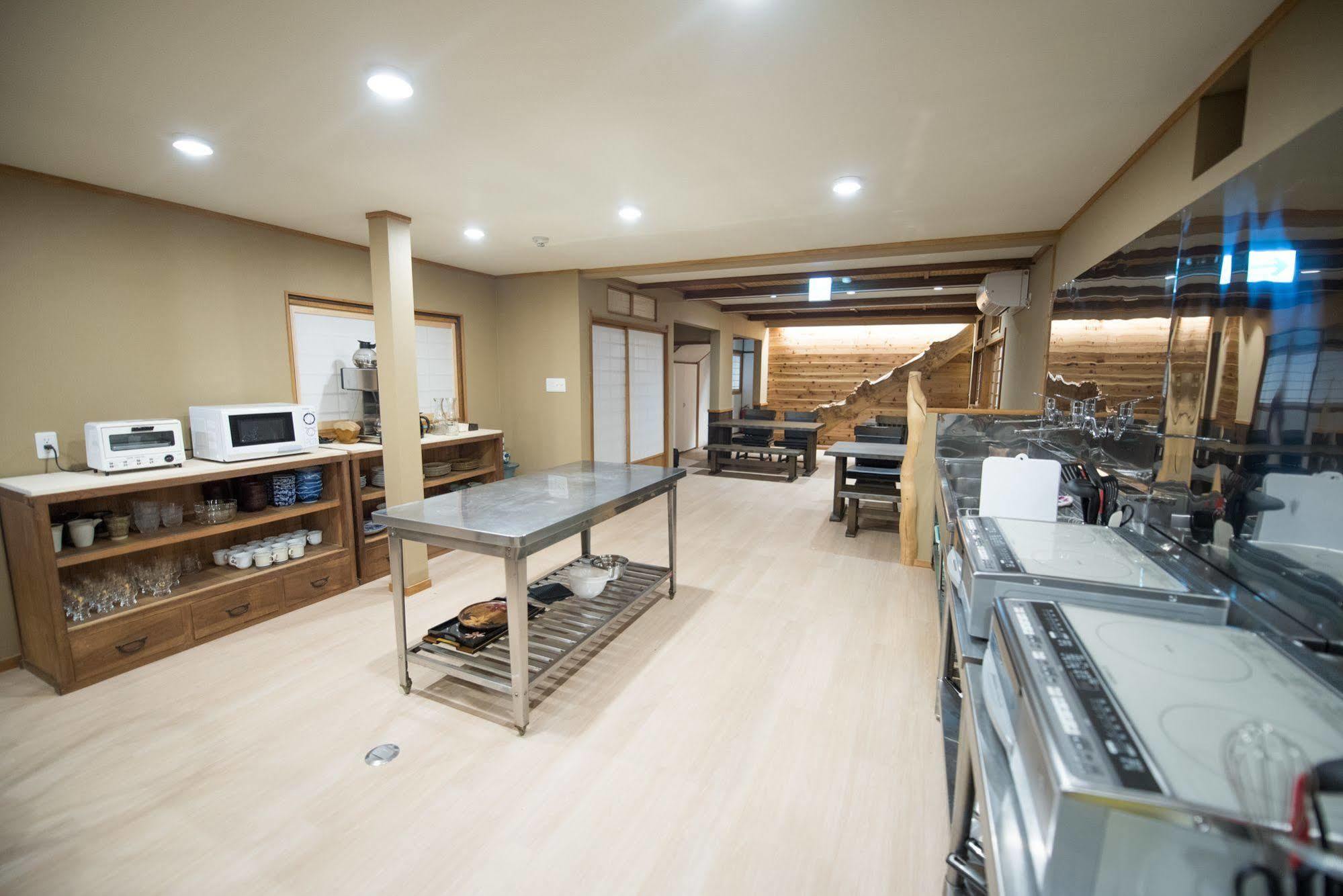 Bed and Breakfast Aibiya Yamanouchi  Exterior foto